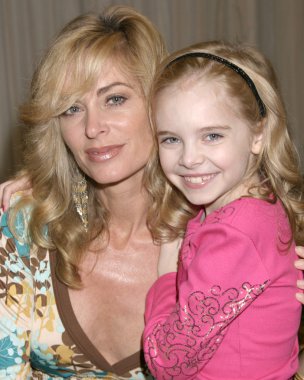 Eileen davidson ve darcy byrnes gül