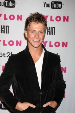 Charlie Bewley