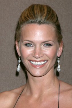 Natasha henstridge