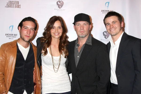 Chris Marquette, Gloria Votsis, Fred Durst y Jason Ritter — Foto de Stock