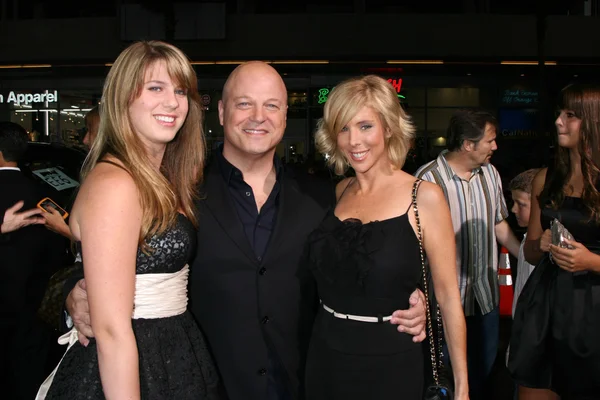 Autumn, Michael, and Michelle Chiklis — Stock Photo, Image