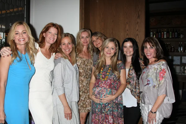 Jessica Collins, Michelle Stafford, Francis Genie, Eileen Davidson, Jess Walton, Marcy Rylan, Jessica Heap, Kate Linder — Stock Fotó