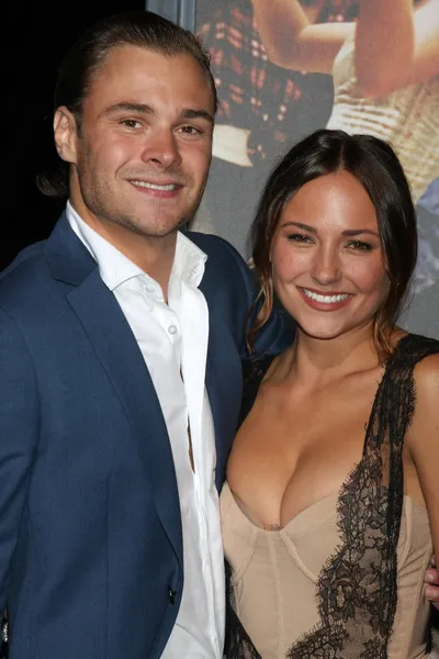 Patrick flueger Jan, brianna evigan — Zdjęcie stockowe