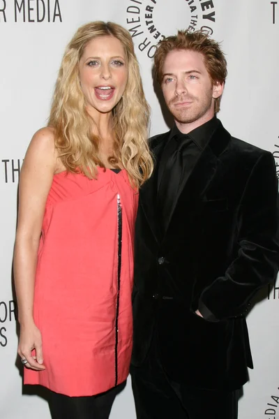 Sarah Michelle Gellar y Seth Green — Foto de Stock