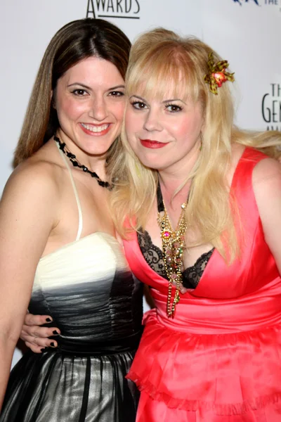 Melanie Goldstein y Kirsten Vangsness — Foto de Stock