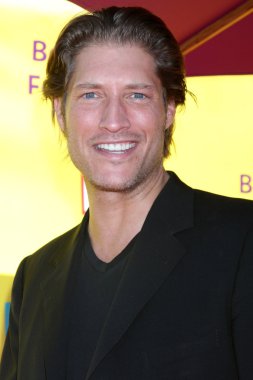 Sean Kanan