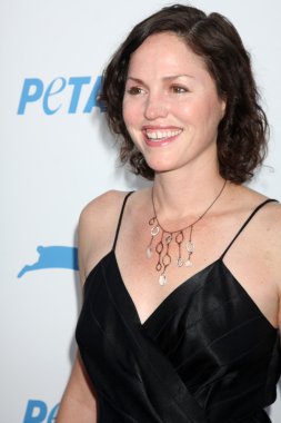 Jorja Fox