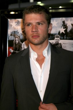 Ryan Phillippe
