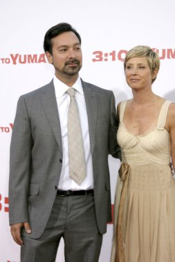 James Mangold, Cathy Konrad