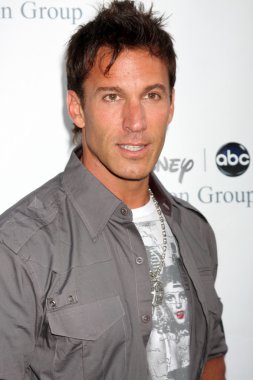 Dan Cortese