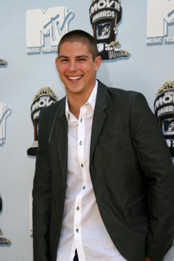 Sean Faris