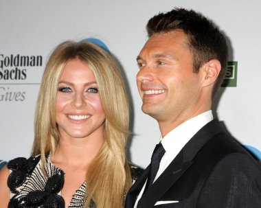 Julianne Hough, Ryan Seacrest