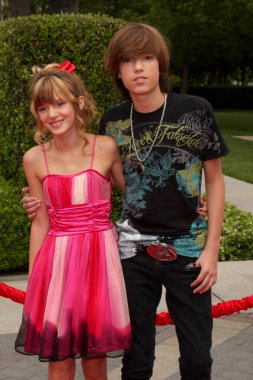 Bella ve Remy topsakal