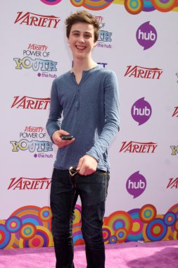 Sterling Beaumon