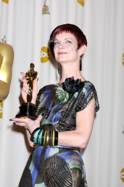 sandy powell, kazanan en iyi kostüm tasarımı, kostüm Tasarımcısı Ödülü için '