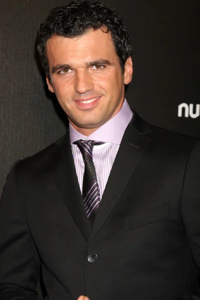 Tony Dovolani — Stock Photo, Image