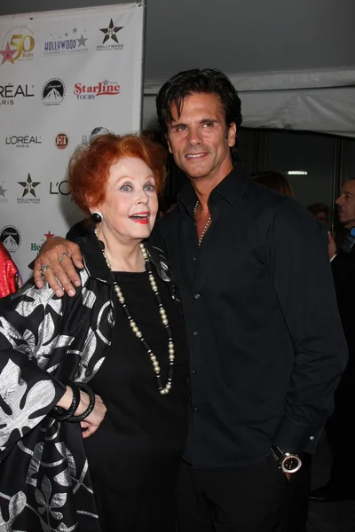 Arlene Dahl, Lorenzo Lamas — Zdjęcie stockowe