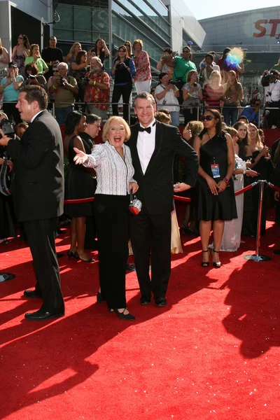 Tate Donovan & mom — Stock Photo, Image