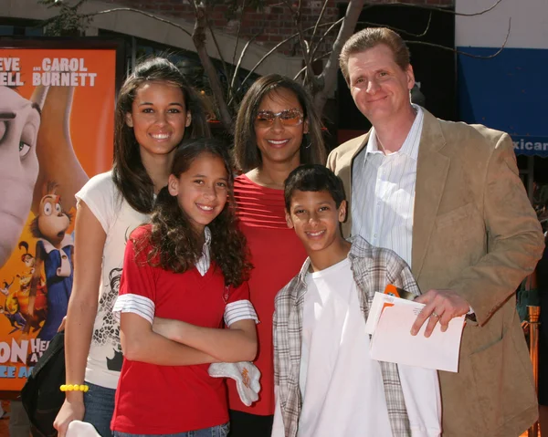 Роджер Нил и его семья — стоковое фото