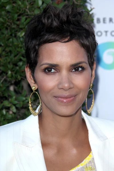 Halle berry — Stockfoto