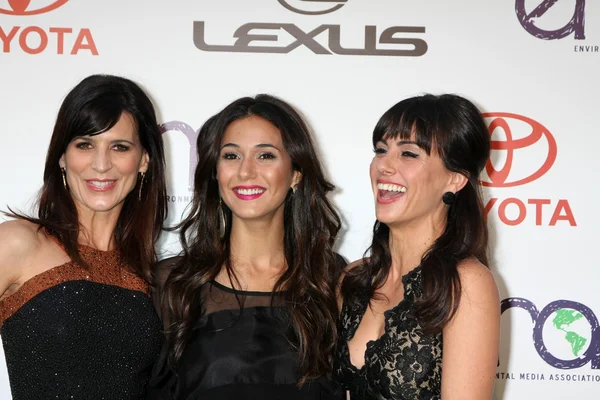 Perrey Reeves, Emmanuelle Chriqui, Constance Zimmer — Stockfoto