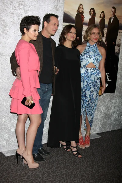 Ginnifer Goodwin, Bill Paxton, Jeanne Tripplehorn y Chloe Sevigny — Foto de Stock