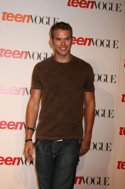 Kellan lutz