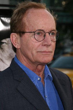 Lance Henriksen
