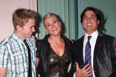 Chandler Massey, Alison Sweeney, Bryan Dattilo