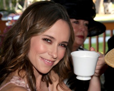 Jennifer Love Hewitt