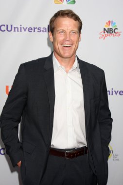 Mark Valley
