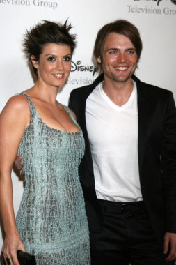 Zoe Mclellan ve Seth Gabel