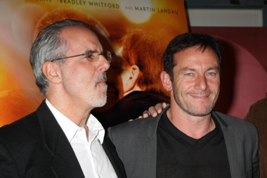 Jon Avnet, Jason Isaacs