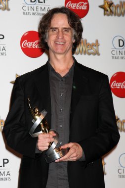 Jay Roach