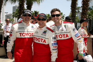 Mike Skinner, Brad Lewis, Daniel Goddard