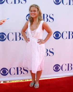 Ellen Woglom