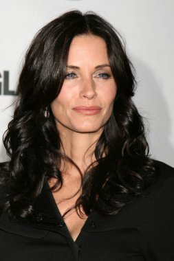 Courteney cox