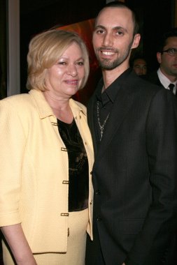 dan fleyshman, annesi