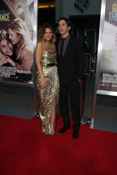 Drew barrymore y justin long — Stockfoto