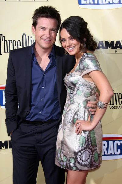 Jason Bateman ve Mila Kunis — Stok fotoğraf