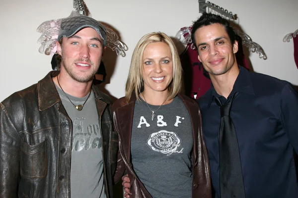 Kyle Lowder, Arianne Zuker e Matt Cedeno — Foto Stock