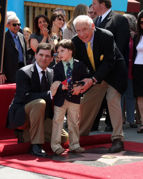 Mel Brooks, Son Max (L) and grandson Henry — Stock Photo, Image