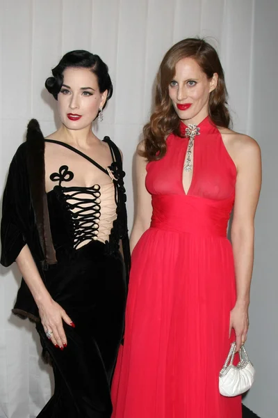 Dita Von Teese, Liz Goldwyn — Foto de Stock