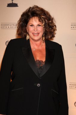 Lainie Kazan