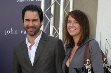 Eric Mccormack, Janet Holden