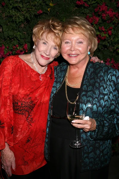 Jeanne Cooper & Lee Bell — Stock Photo, Image
