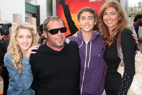 Chad McQueen, Jeanie Galbraith, anak mereka — Stok Foto