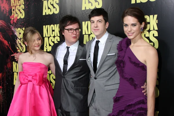 Chloe moretz, książę clark, christopher mintz-plasse, lyndsy fonseca — Zdjęcie stockowe