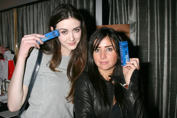 Madeline zima en pamela adlon — Stockfoto