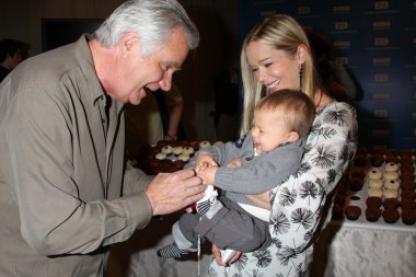 jennifer gareis ve oğlu Gavin John mccook